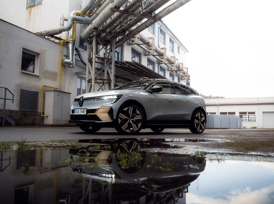 renault megane e tech avant